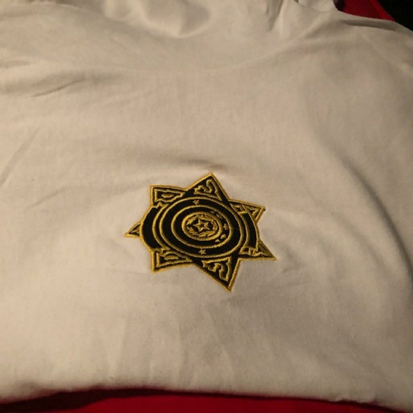 Yellow print - Picture 1 of 1